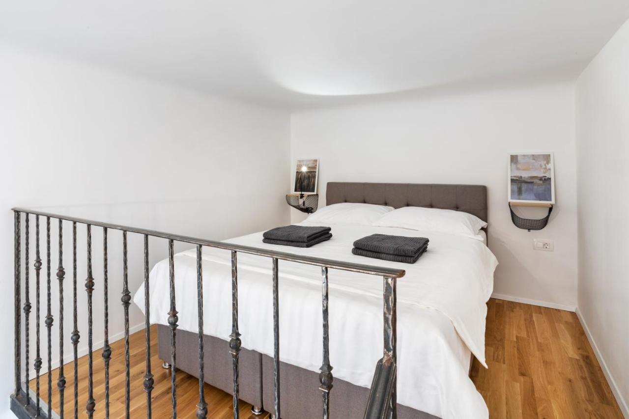 Rhino Apartments Любляна Екстер'єр фото